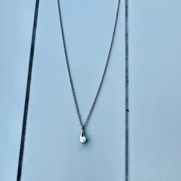 Tiffany Elsa Peretti Sterling and Turquoise Teardrop Necklace, 16-18" - Picture 9 of 10